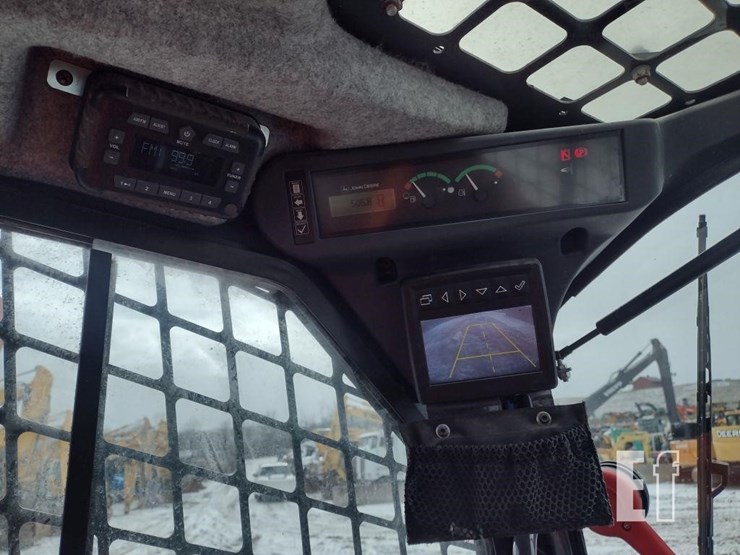 2021-deere-325g-image-7