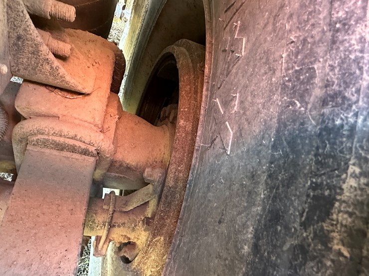 1997-caterpillar-10-image-24