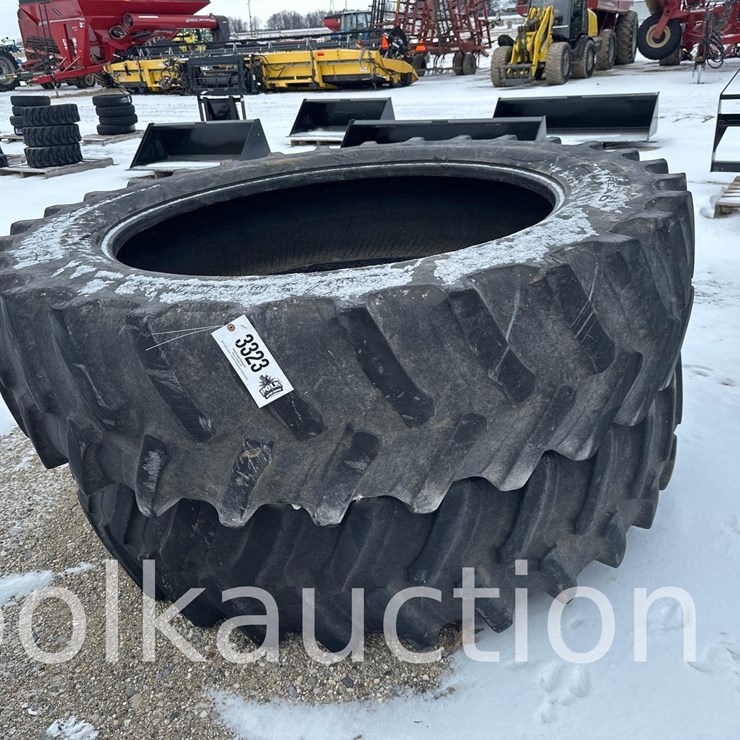 3323 - (2) 480/80R15 FIRESTONE TIRES