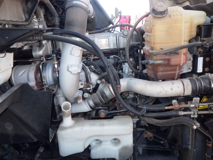 2017-international-prostar-image-23