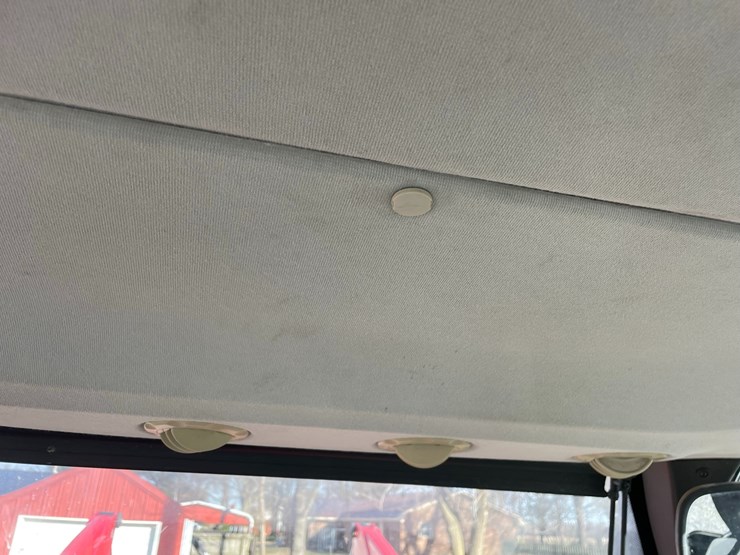 2018-massey-ferguson-4710-image-38