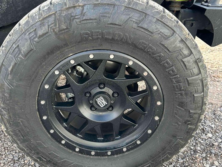 2013-jeep-wrangler-sport-image-7