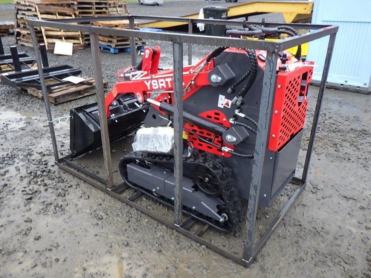 2025-agt-ysrt14-skid-steer-tracked-loader-image-2