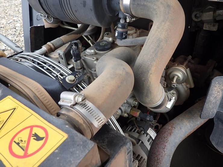 2019-asv-rt-25-skid-steer-tractor-loader-image-11