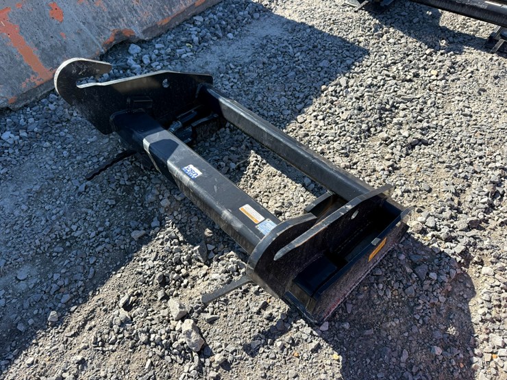 #2003-•-genie-telehandler-to-skid-steer-attachment-adapterinv#-35074-image-1