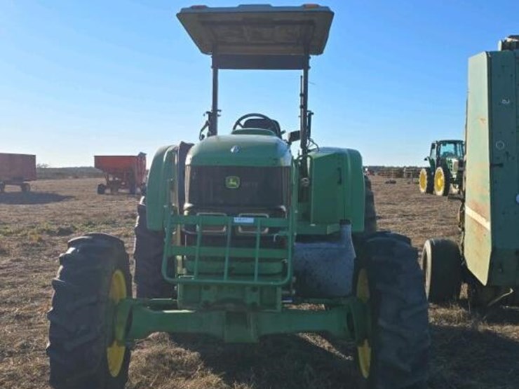 john-deere-6215-image-4