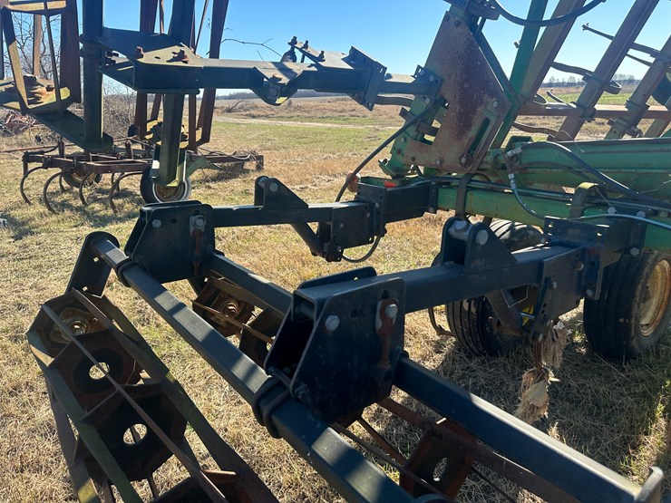 john-deere-42-image-27