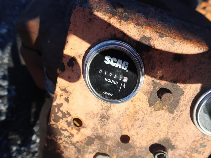 3-wheel-skag-riding-mower-non-running-image-14