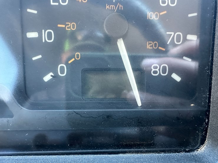 1998-volvo-vn-image-73