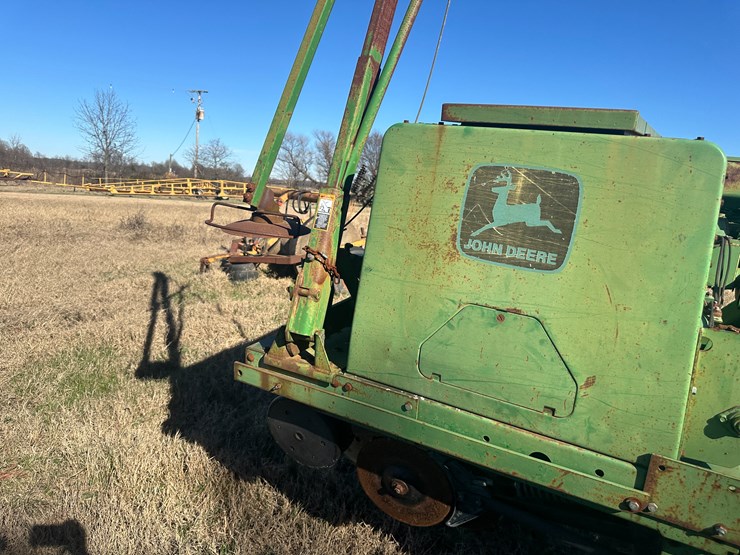 john-deere-455-image-52