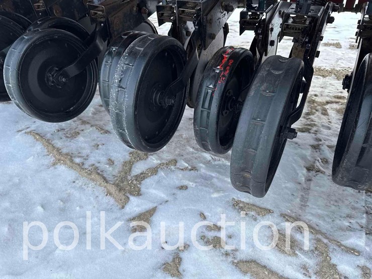 international-5100-image-6