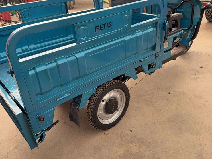 electric-tricycle-with-dump-bed,-60-volt-image-7