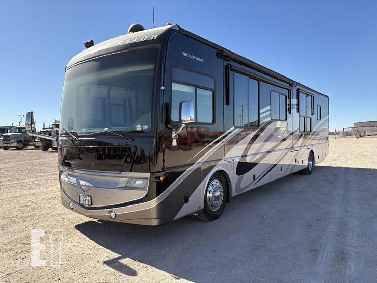 2008-2008-fleetwood-40'-diesel-pusher-motorhome-32777-image-4