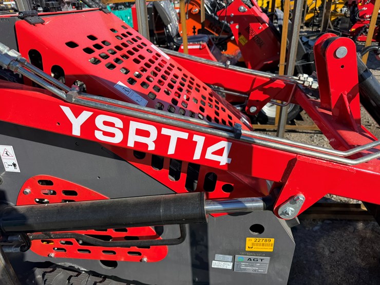 #22789-•-unused-agt-ysrt14-stand-on-tracked-loader-ysrt142025l102793-image-29