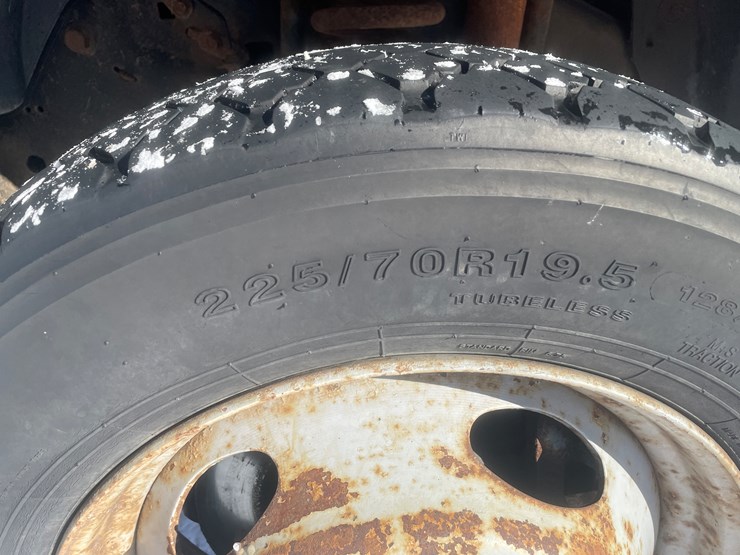 2009-ford-f450-image-12