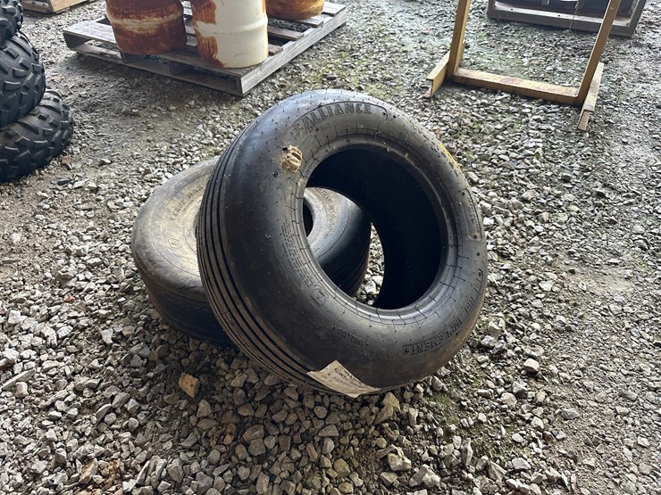 #35864-•-11l-15-&-9.5l-14-tire-image-2