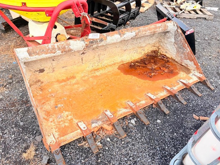 bobcat-72in-tooth-bucket-image-2