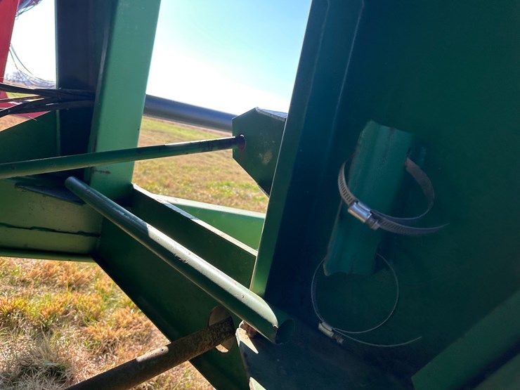 #35812-•-brent-grain-cart-image-40