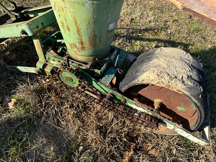 #35854-•-single-row-planter-image-6