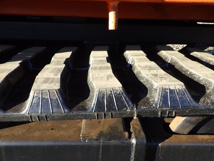 carrier-rg-30-6'-tracked-dumper-image-11