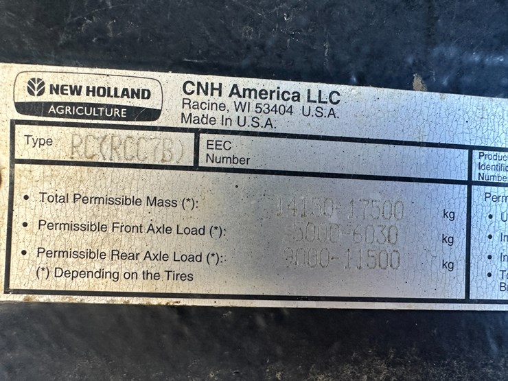 2014-new-holland-t8.330-image-93