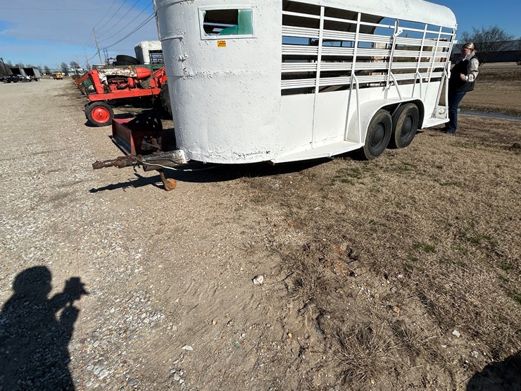 #37620-•-hale-16’-t/a-steel-live-stock-trailer-image-1