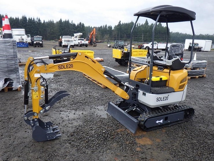 2025-sdlanch-sdle20-hydraulic-excavator-image-1
