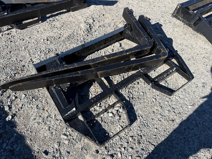 #22785-•-unused-agt-isocpf48-6600-ff-48"-wheel-loader-forks-image-3