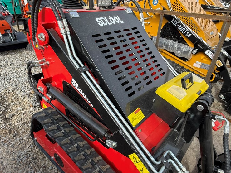 #95-•-unused-sdlool-sl380-stand-on-tracked-loader-360tj251161-inv#-36228-image-11