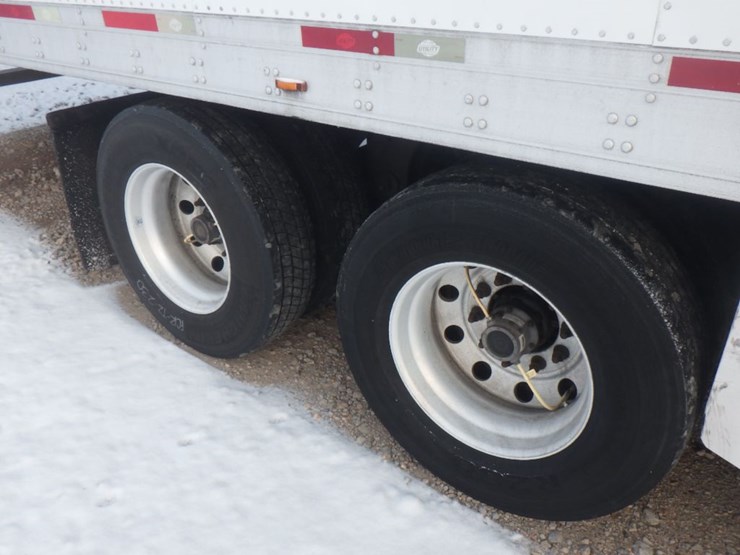 2017-utility-3000r-image-6