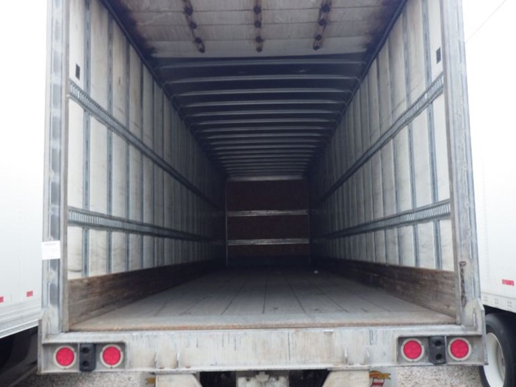 2016-strick-van-image-12