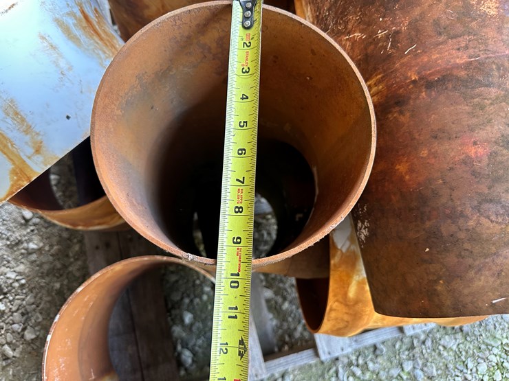 #35881-•-lot-of-miscellaneous-irrigation-pipe-fittings-image-5