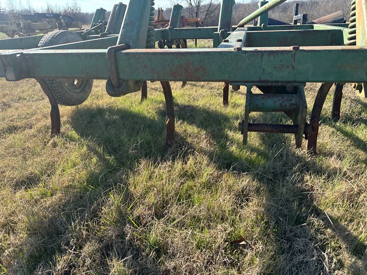 #35833-•-16'-chisel-plow-image-20