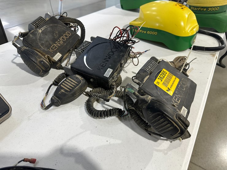 #36285-•-lot-of-(3)-kenwood-2-way-radios-image-2