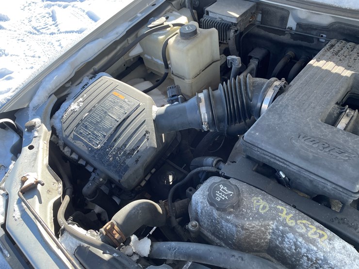 2012-chevrolet-colorado-image-34