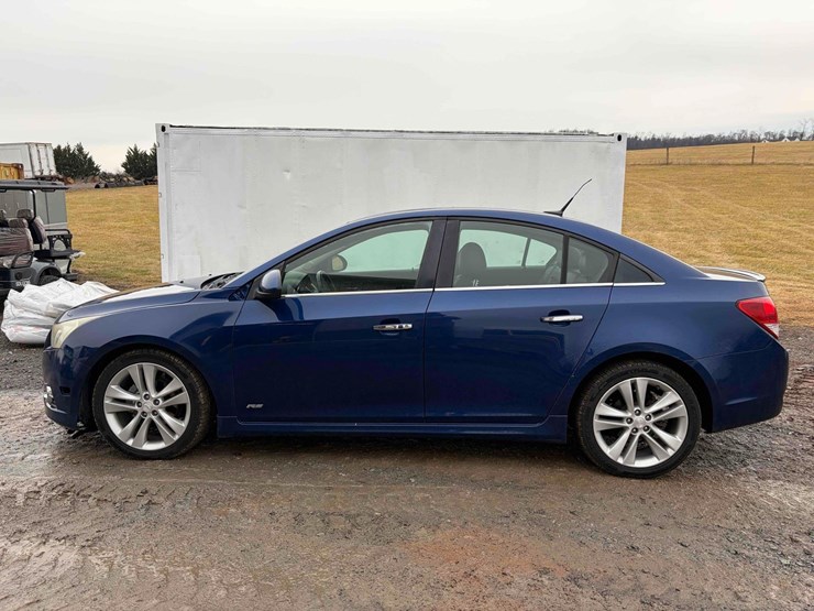 2012-chevrolet-cruze-rs-image-6