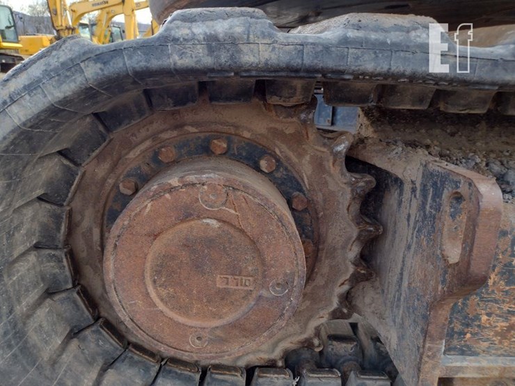 2014-bobcat-e85-image-38