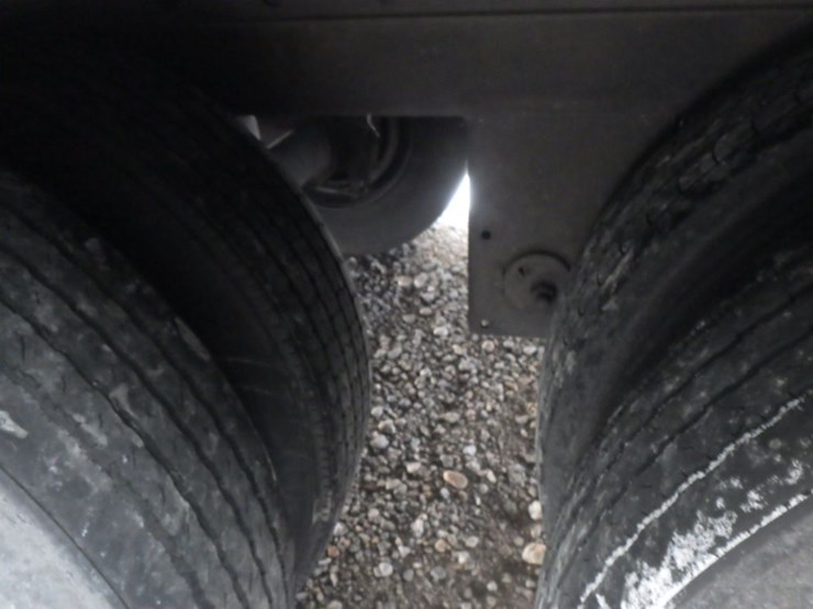 2012-utility-3000r-image-19