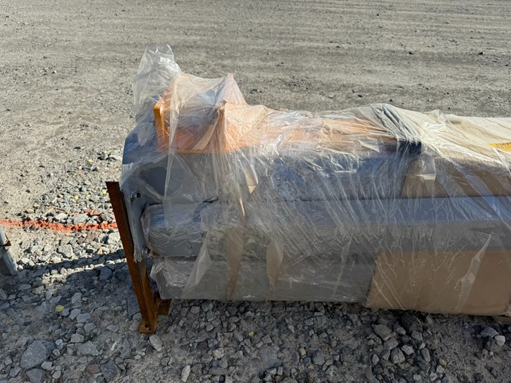 #33677-•-unused-10,000lb-two-post-lift-image-5