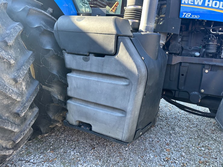 2014-new-holland-t8.330-image-44