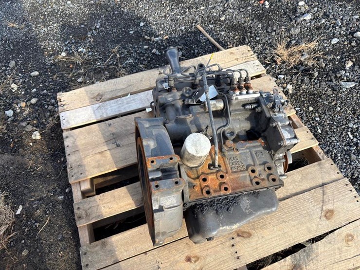 new-holland-l220-image-5