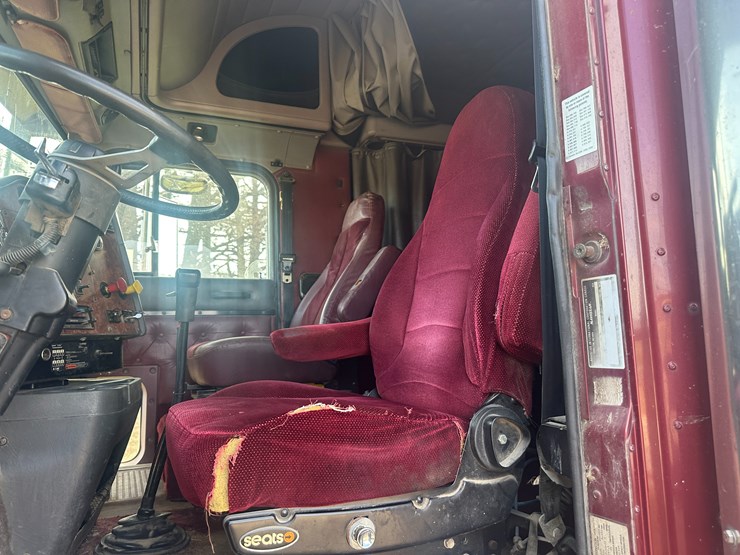 1997-caterpillar-10-image-68