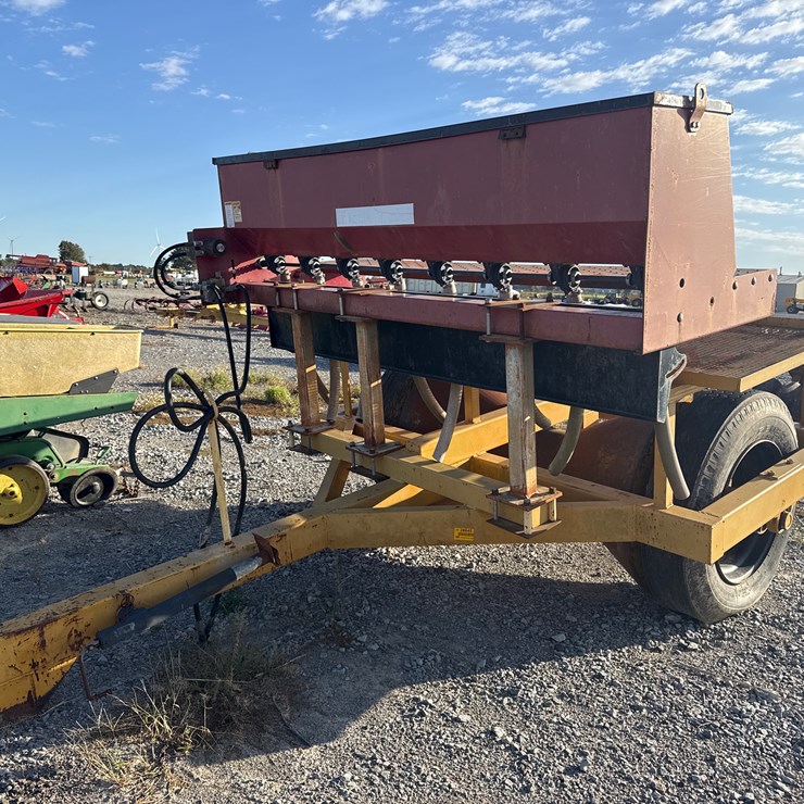 #410 • Scott Levee Packer w/ Seeder INV#28645