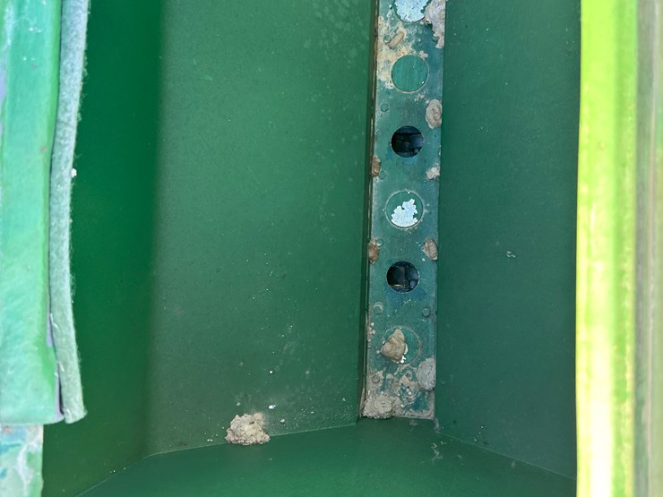 #35840-•-tandem-levee-plow-w/seed-box-image-31