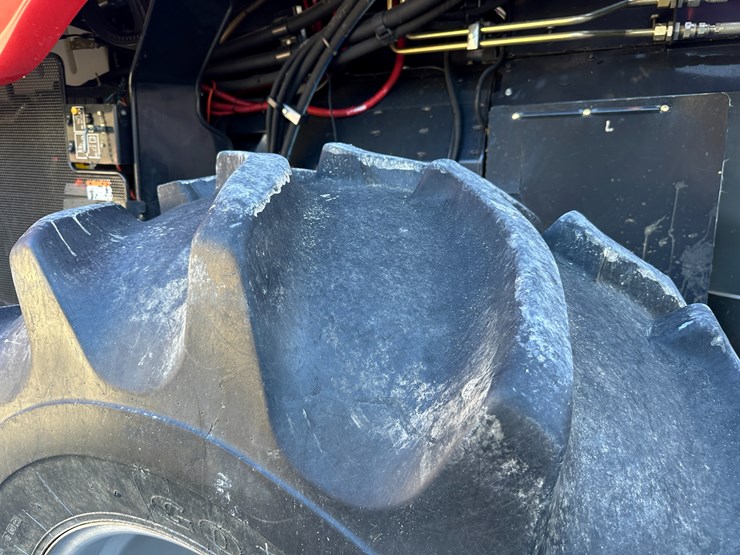 #35797-•-2011-case-7120-combine-image-6