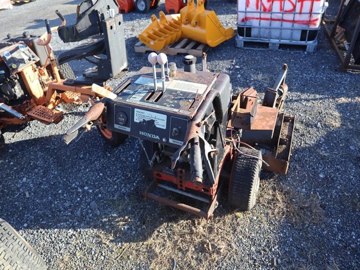 walk-behind-mower-non-running-image-5