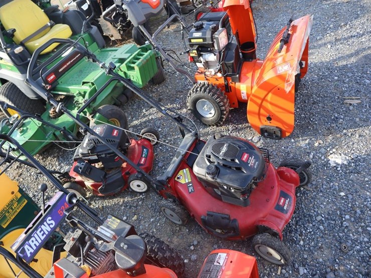 toro-sr46.5hp-self-propelled-aluminum-mower-image-2