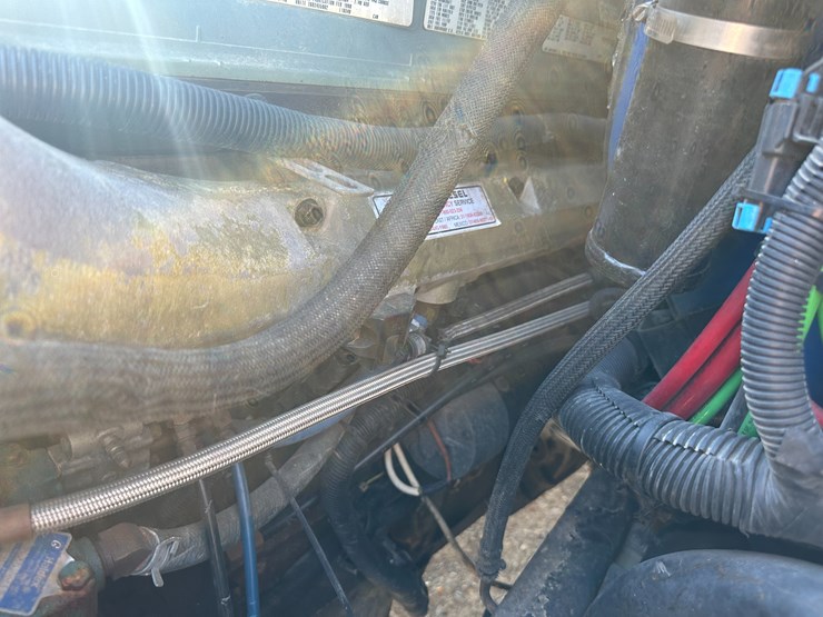 1998-volvo-vn-image-42