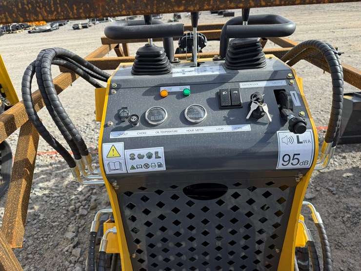 #86-•-unused-sdlanch-sdl60-stand-on-skid-steer-loader-a2510206378-inv#-35039-image-13