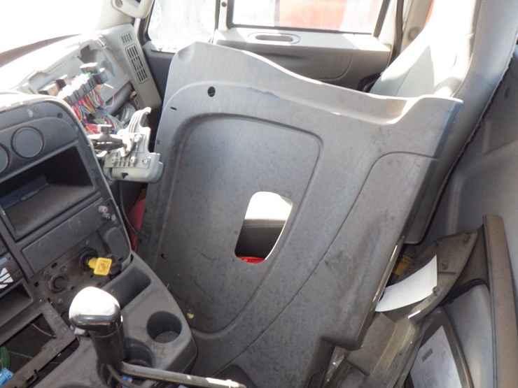 2017-international-prostar-image-17